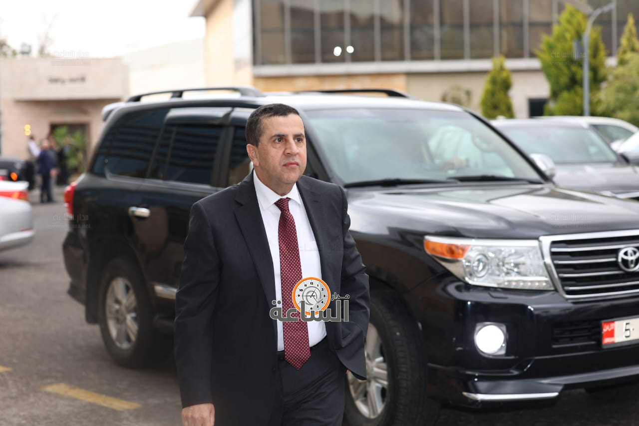 Madar Al-Saa Images 0.3937006229202784