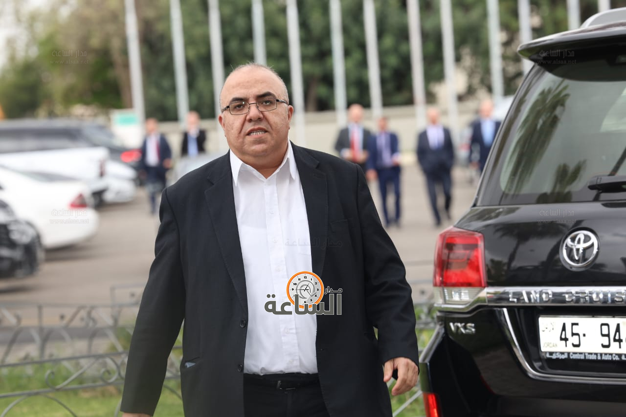 Madar Al-Saa Images 0.783506672771212