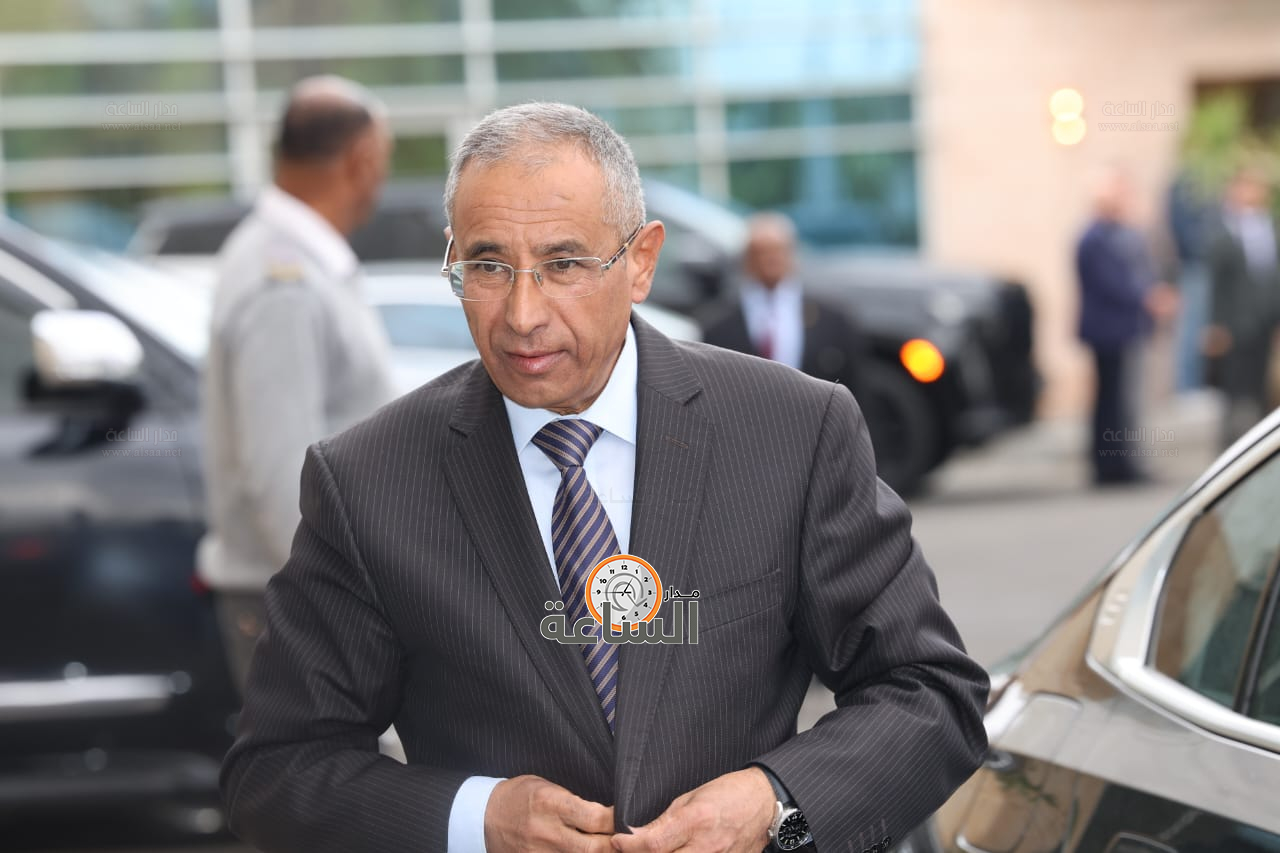 Madar Al-Saa Images 0.1339574943200611