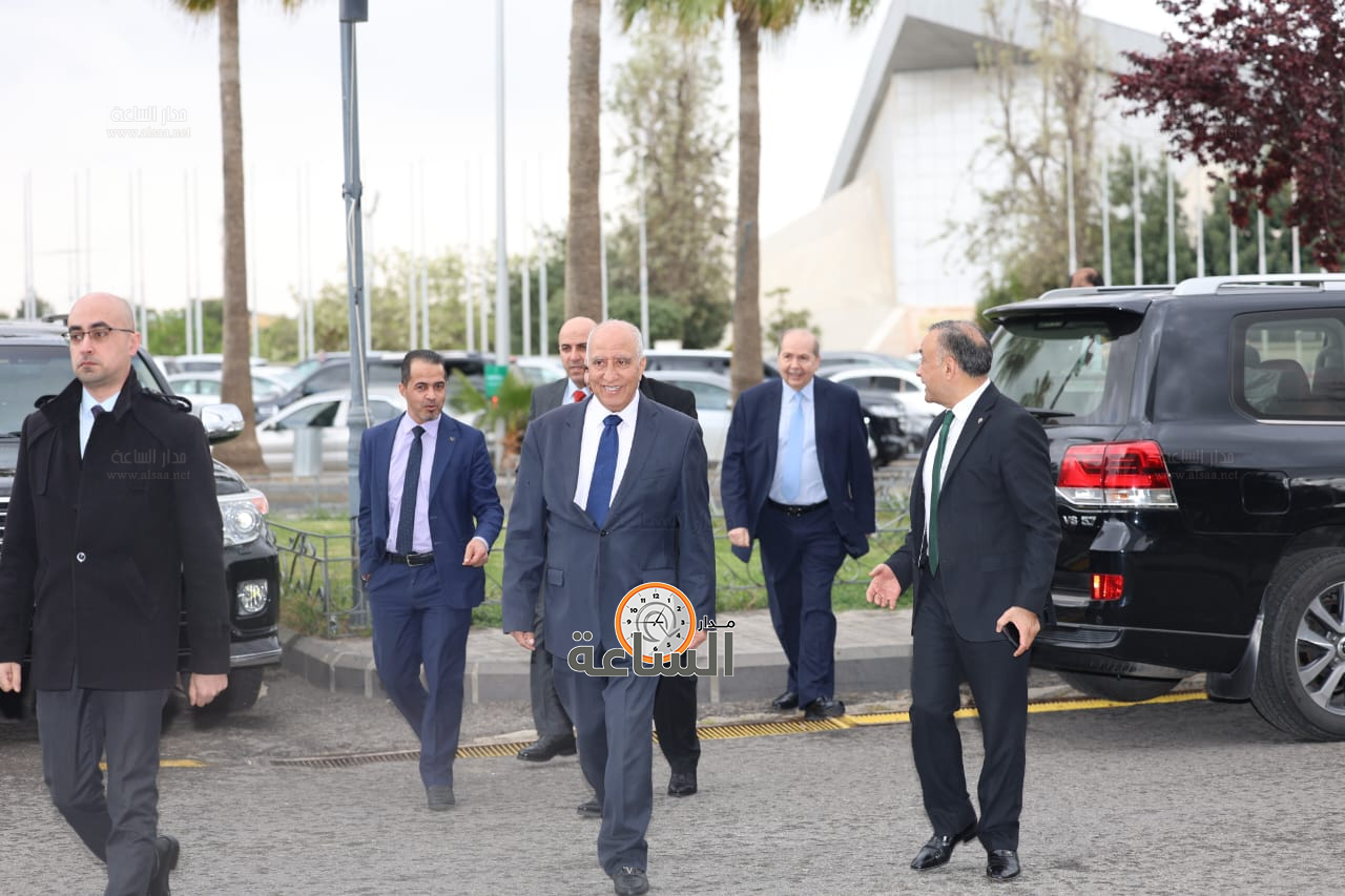 Madar Al-Saa Images 0.5510143293180835