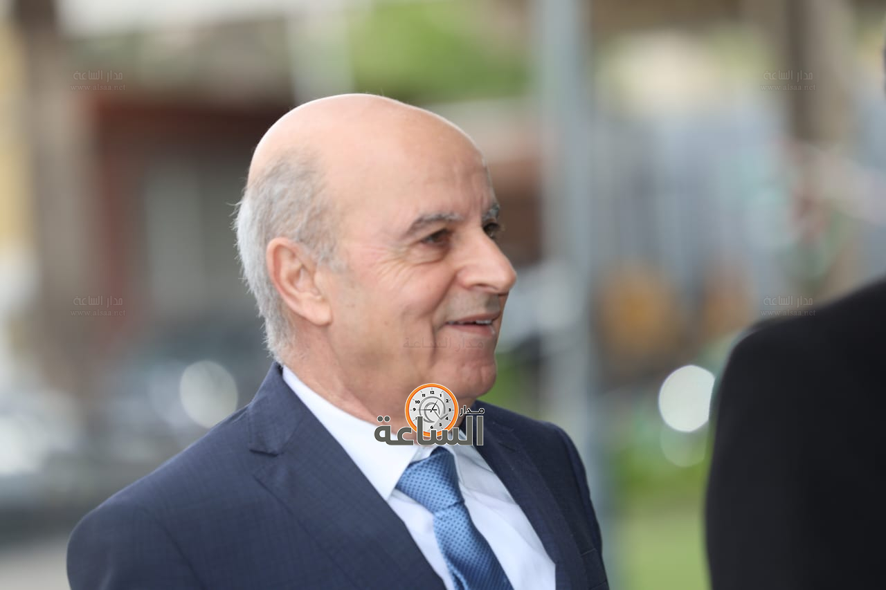 Madar Al-Saa Images 0.5486651772602754