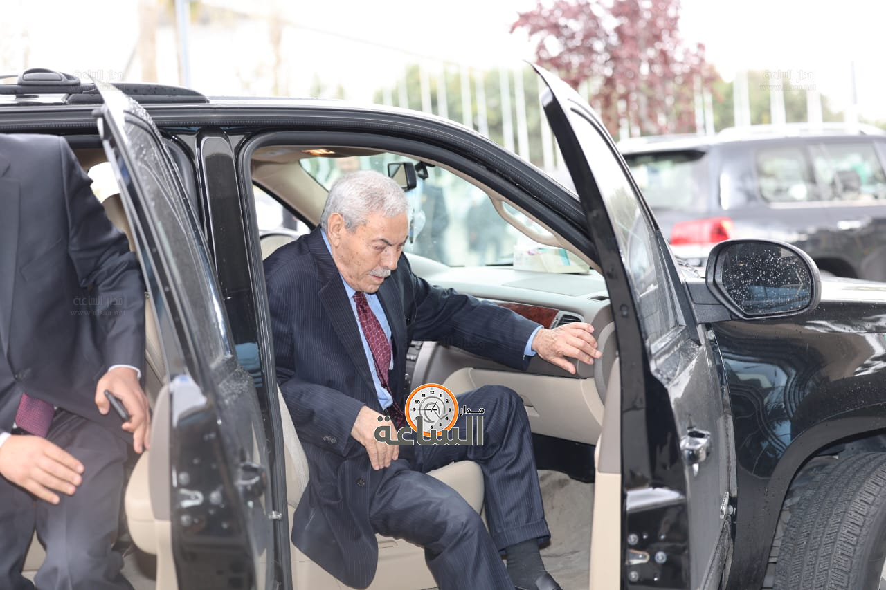 Madar Al-Saa Images 0.1935402883716243