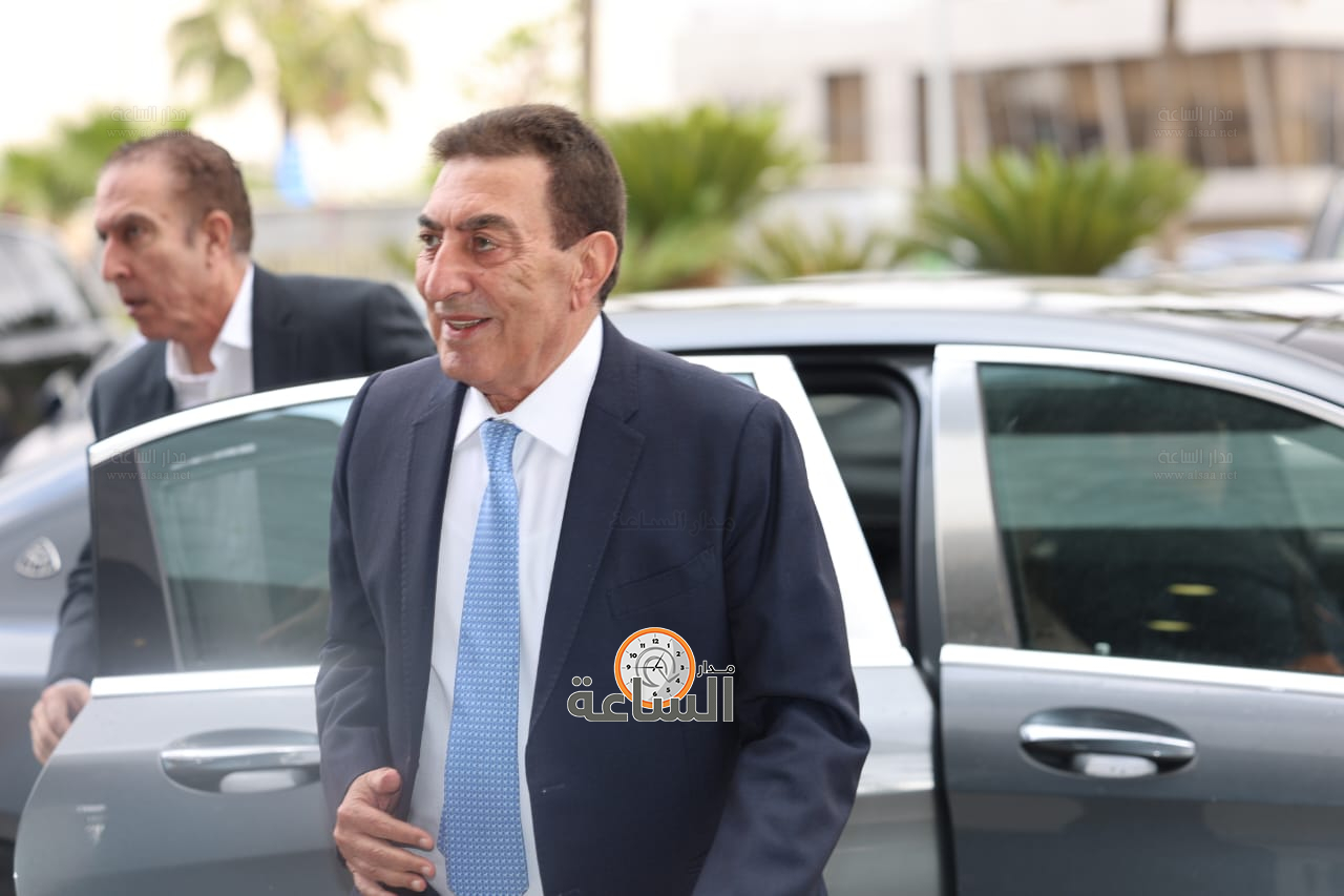 Madar Al-Saa Images 0.9398153444166983