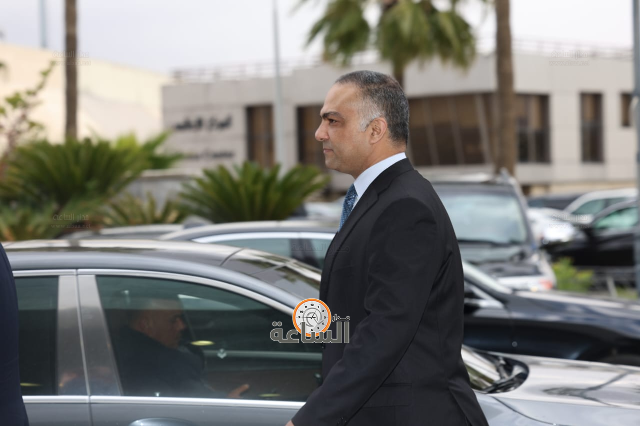 Madar Al-Saa Images 0.44798498906793605