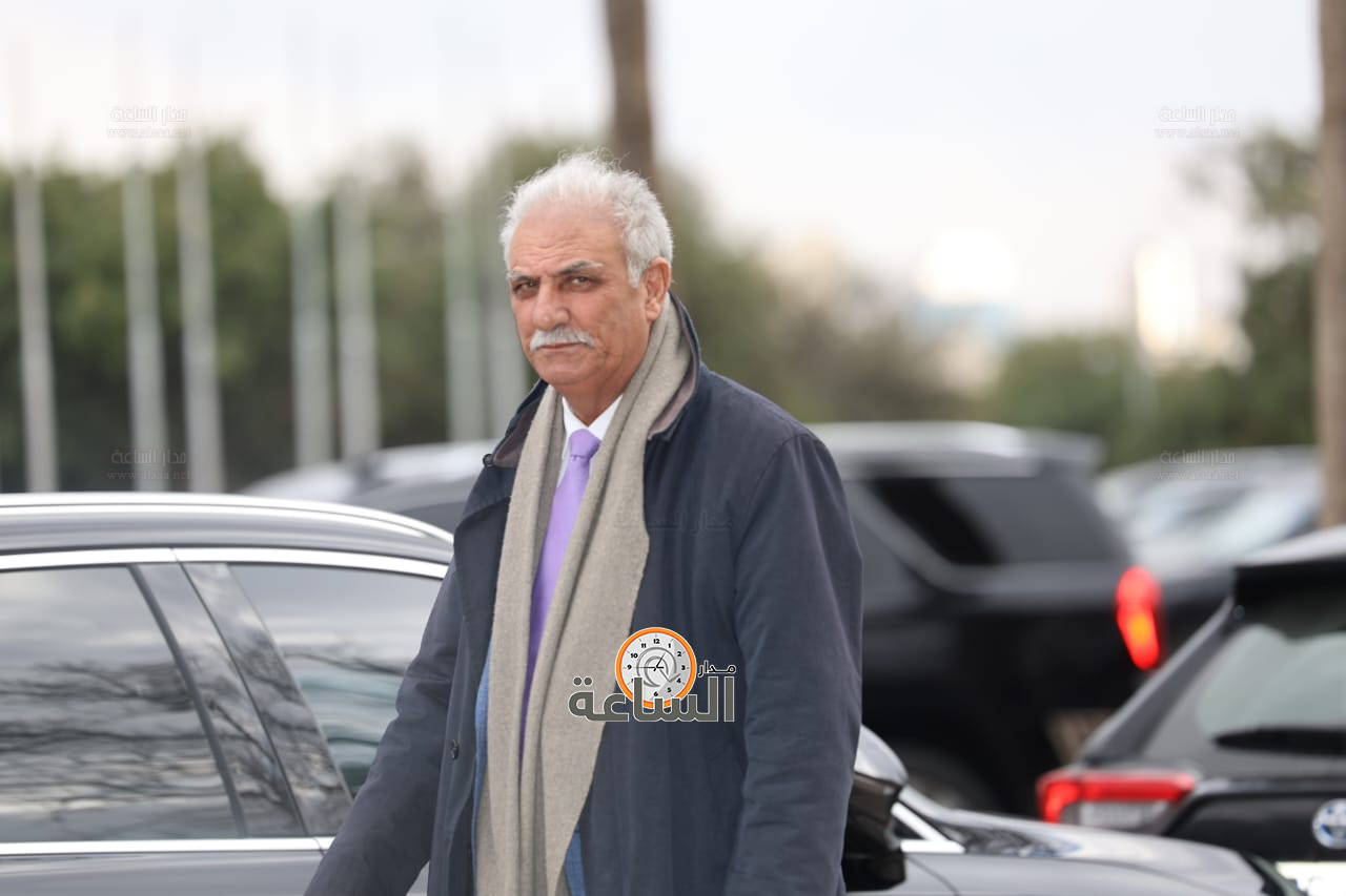 Madar Al-Saa Images 0.553010648875808