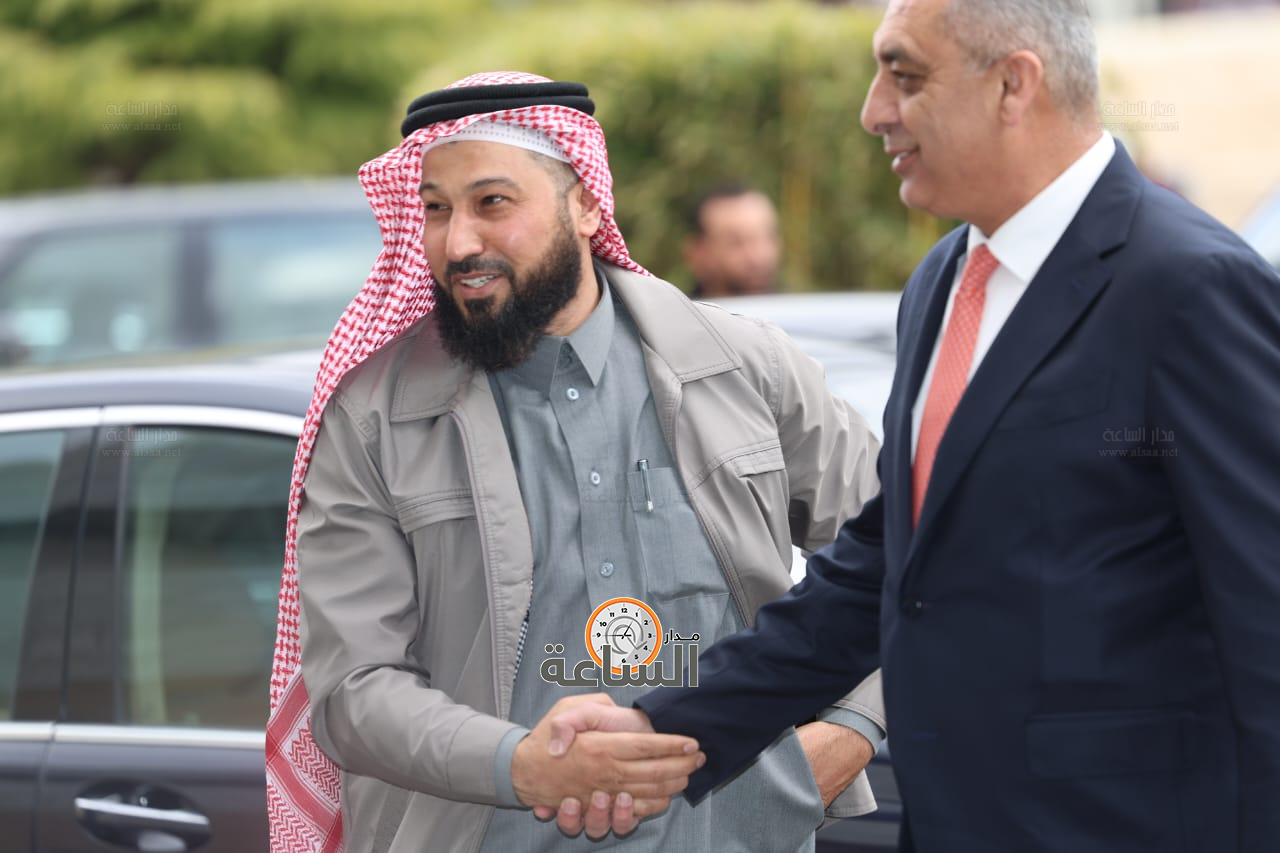 Madar Al-Saa Images 0.8092999501750071