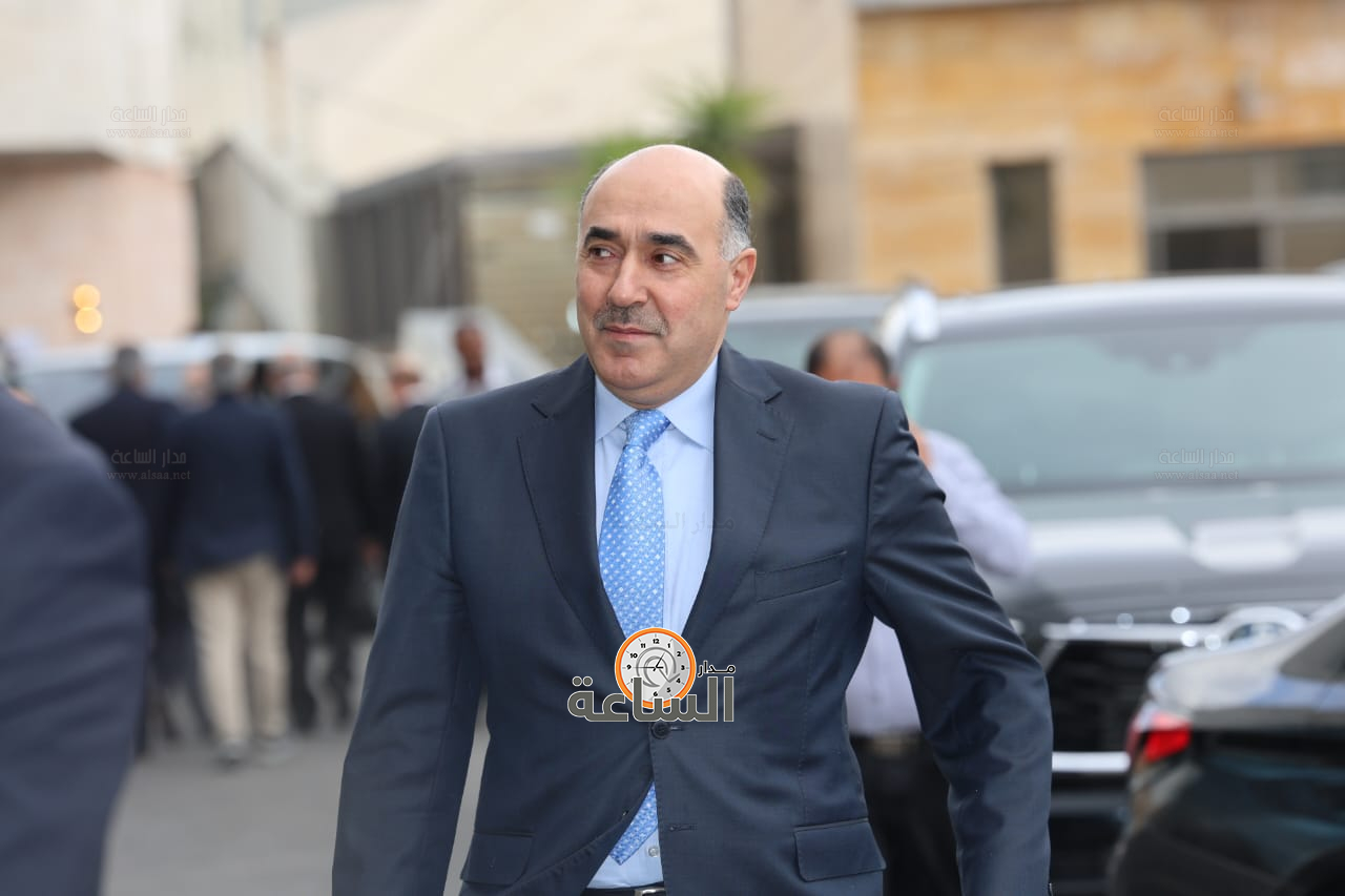 Madar Al-Saa Images 0.6857499111888521