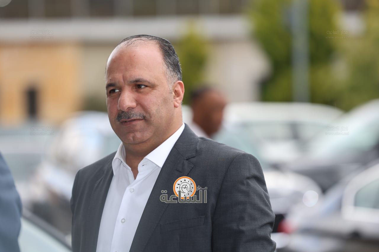 Madar Al-Saa Images 0.2633887765945121