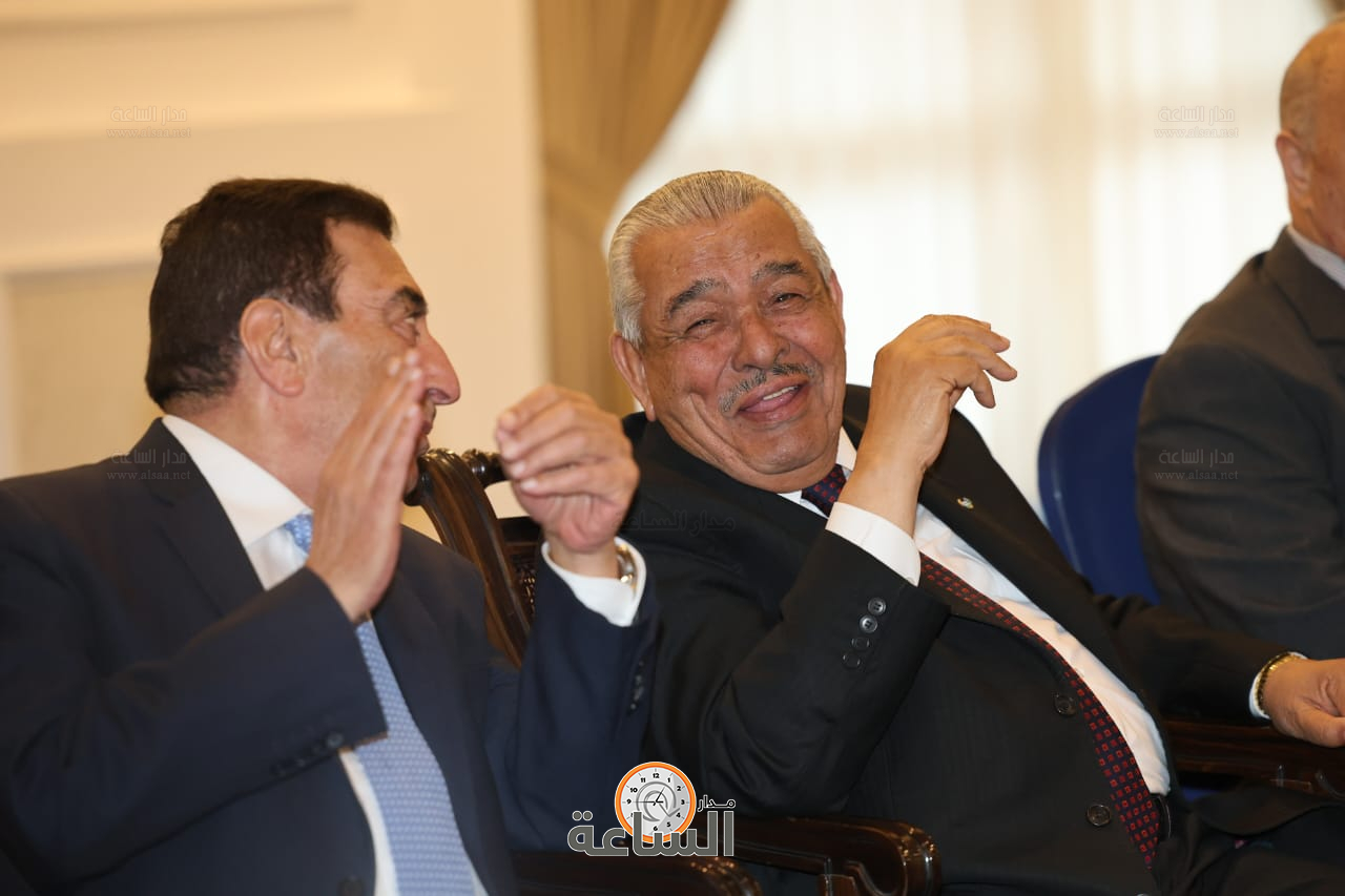 Madar Al-Saa Images 0.16812151623505356