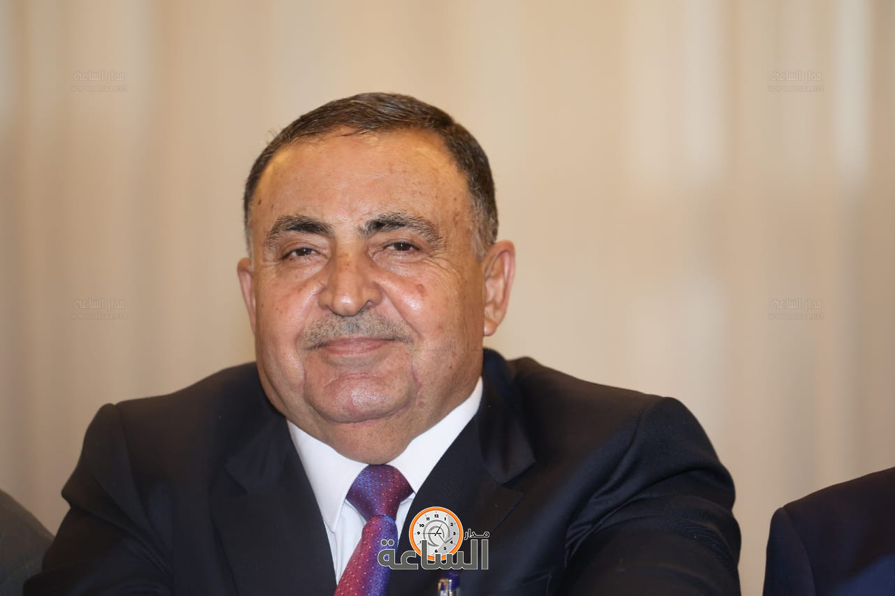 Madar Al-Saa Images 0.33949692419493394