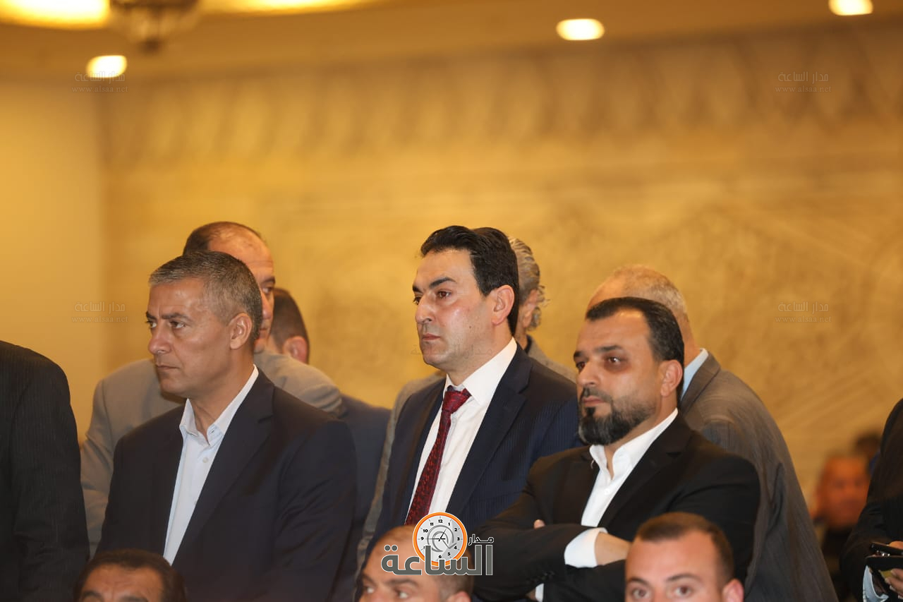 Madar Al-Saa Images 0.5003895785003526