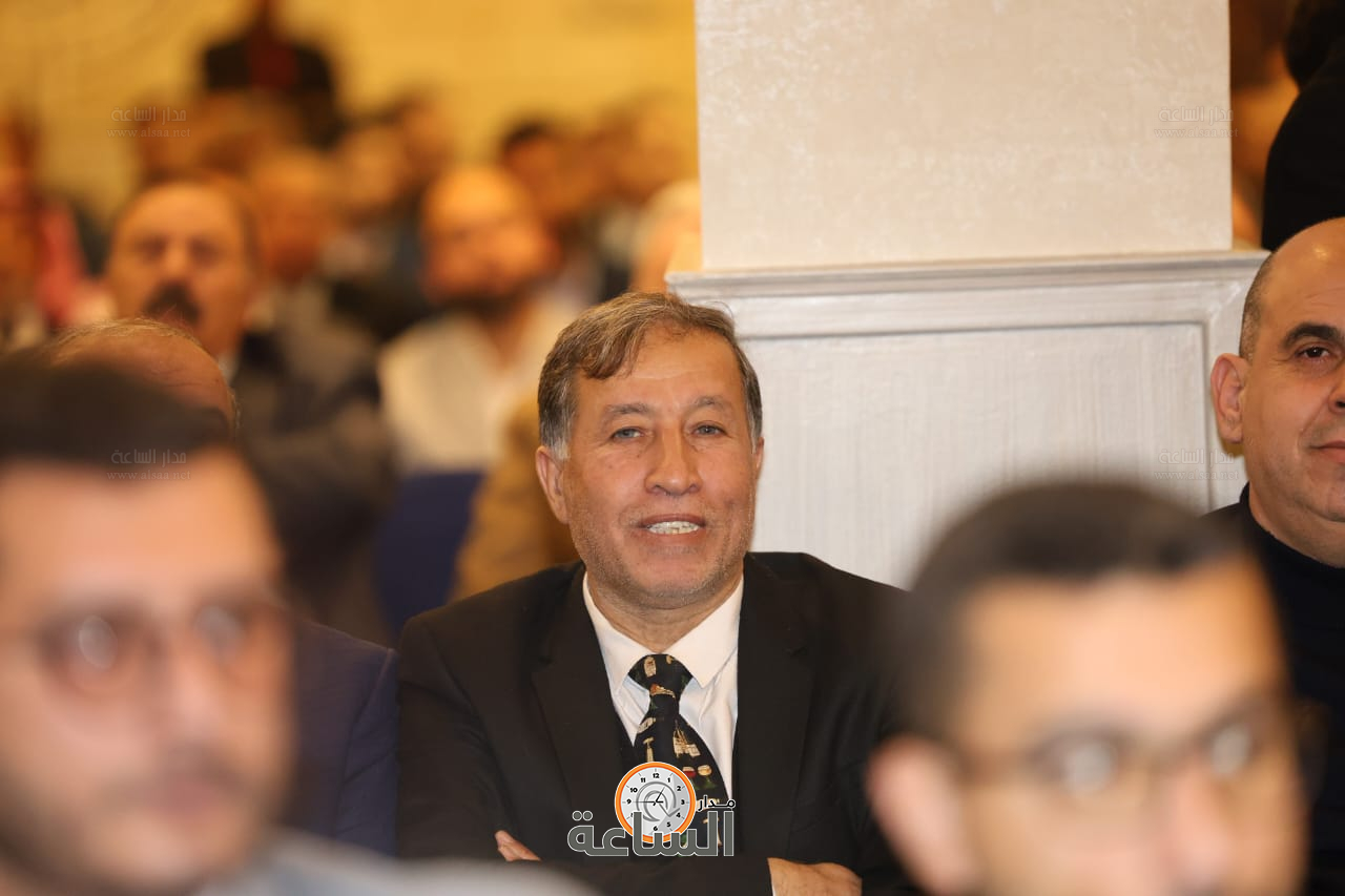 Madar Al-Saa Images 0.04567604437502537