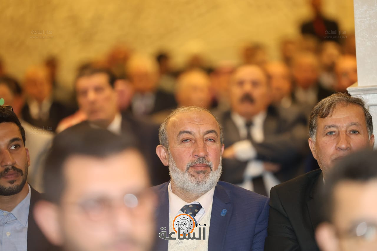 Madar Al-Saa Images 0.6436139223529111