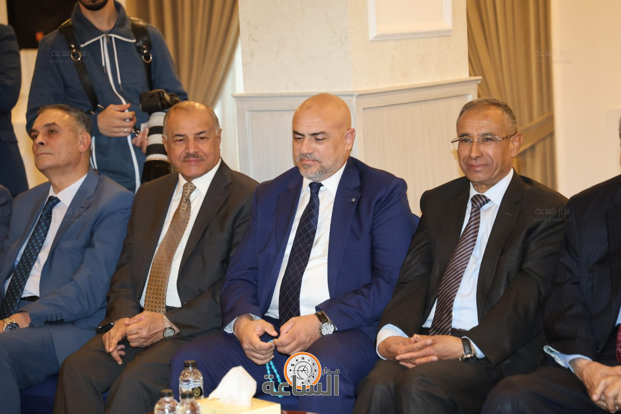 Madar Al-Saa Images 0.08585437817778763