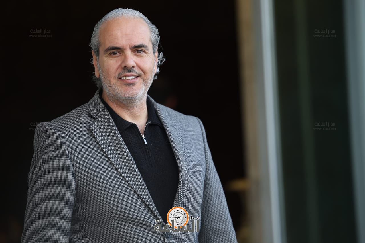 Madar Al-Saa Images 0.4785707740868318