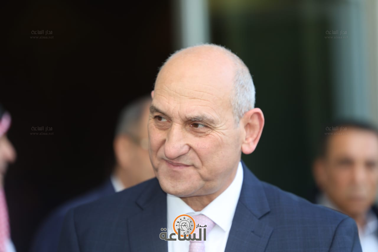 Madar Al-Saa Images 0.6187521453832958