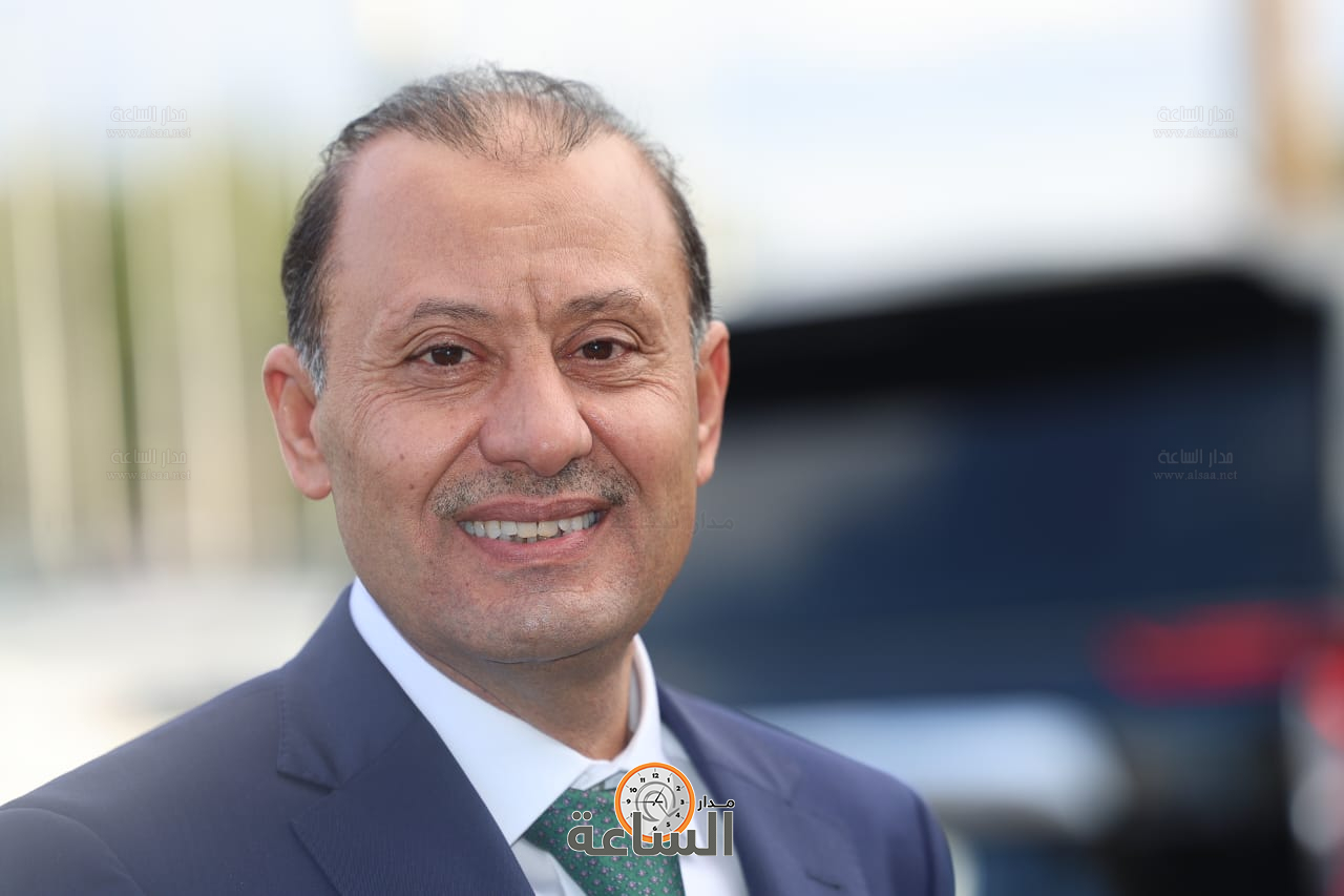 Madar Al-Saa Images 0.43096030081549885