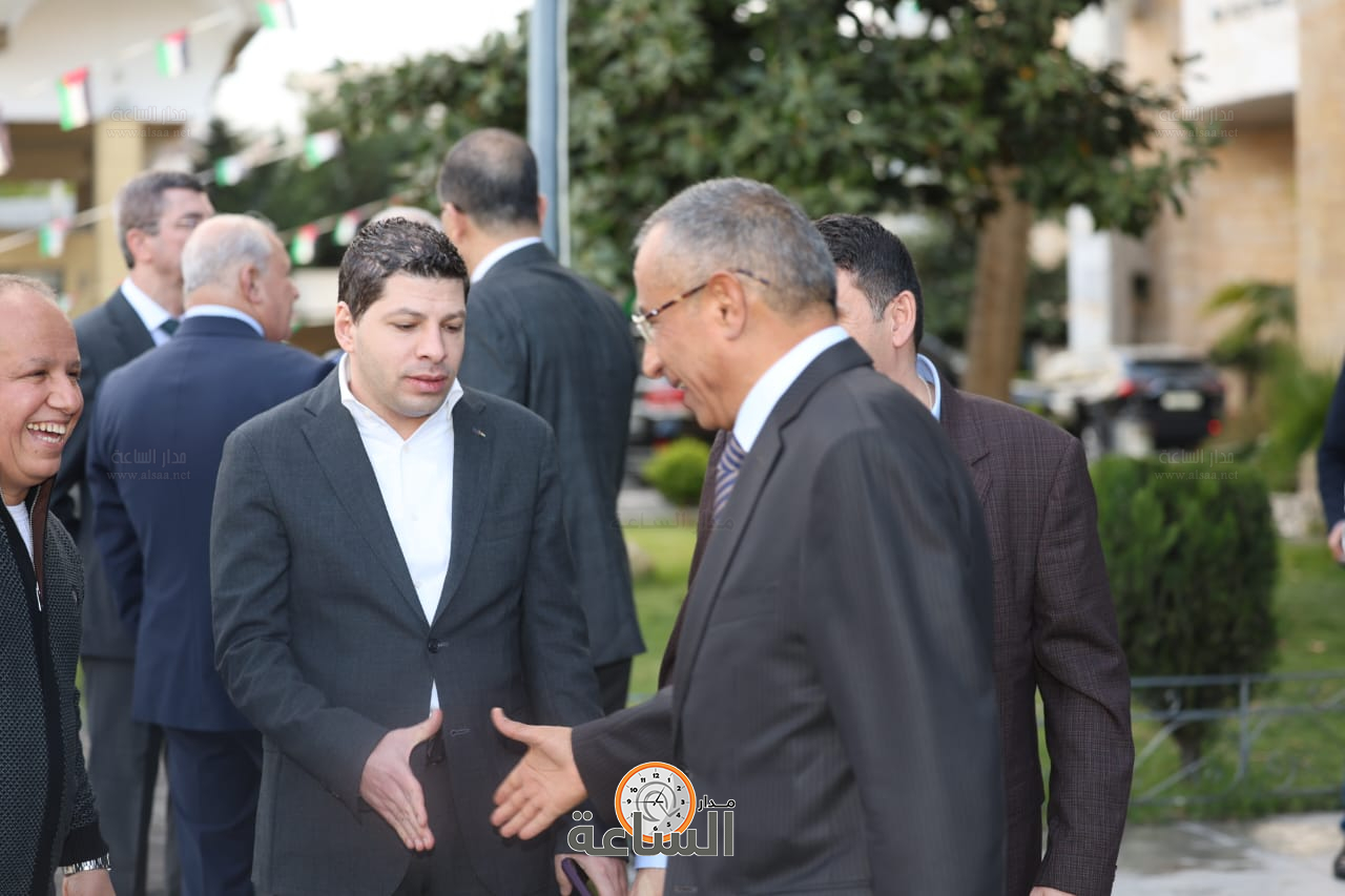 Madar Al-Saa Images 0.7585612890782156