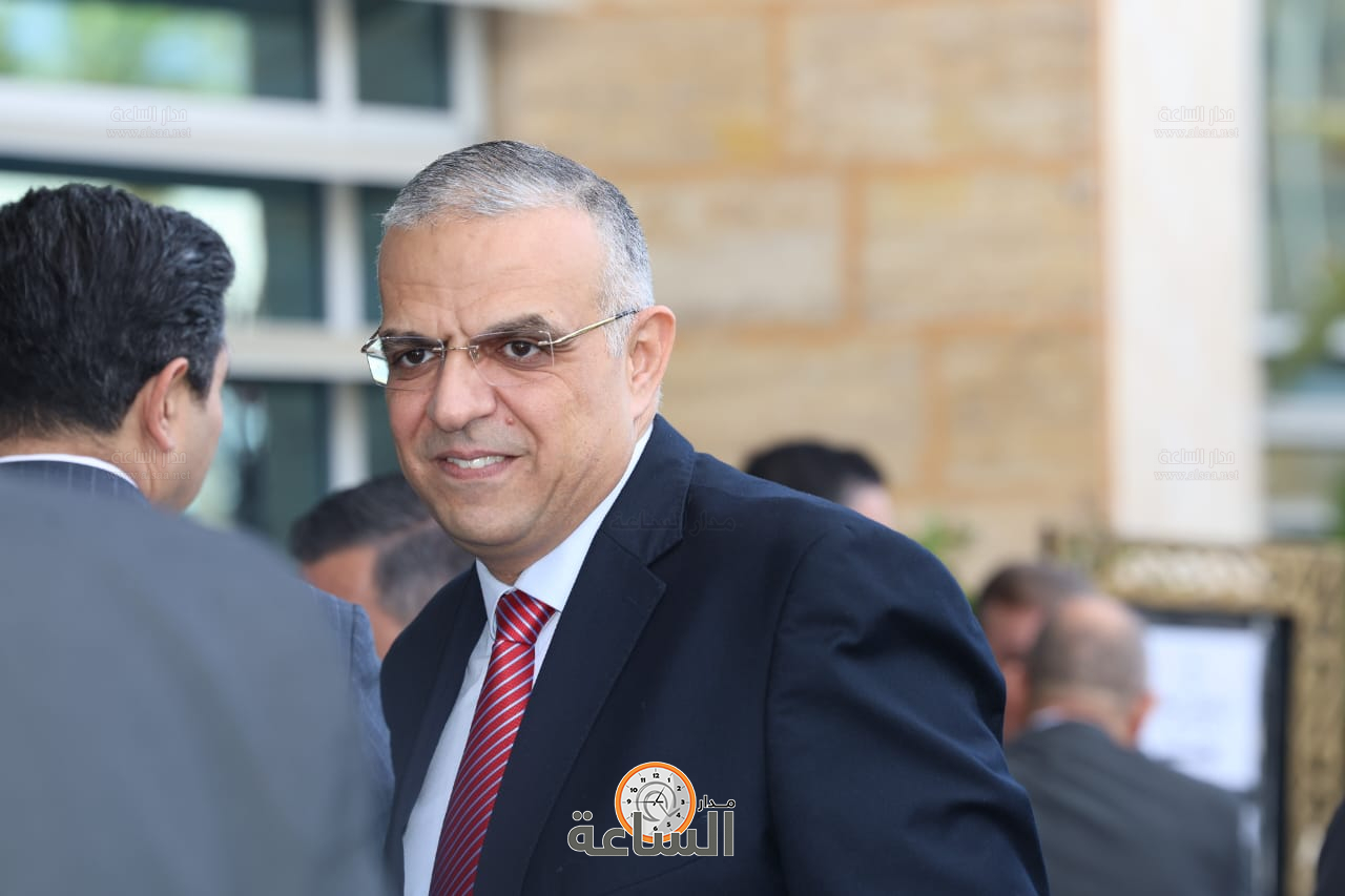 Madar Al-Saa Images 0.2924815698307788