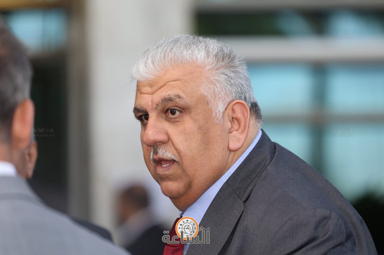 Madar Al-Saa Images 0.833226331034122