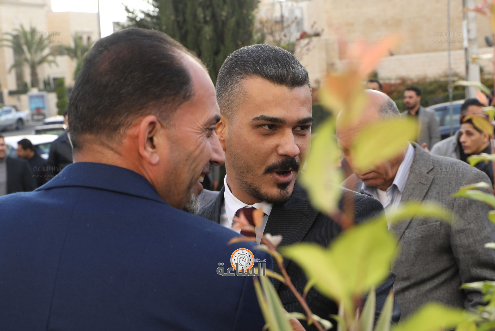 Madar Al-Saa Images 0.7744315341649524