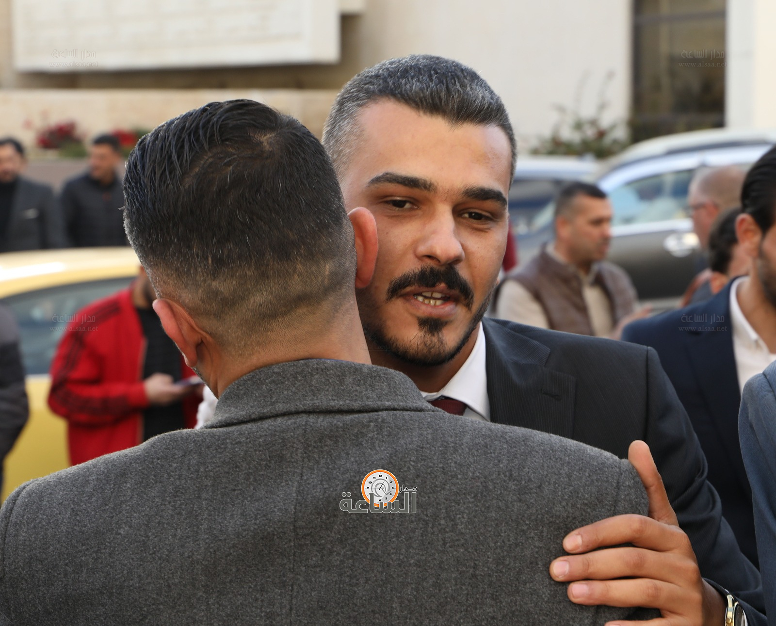 Madar Al-Saa Images 0.407771255557701