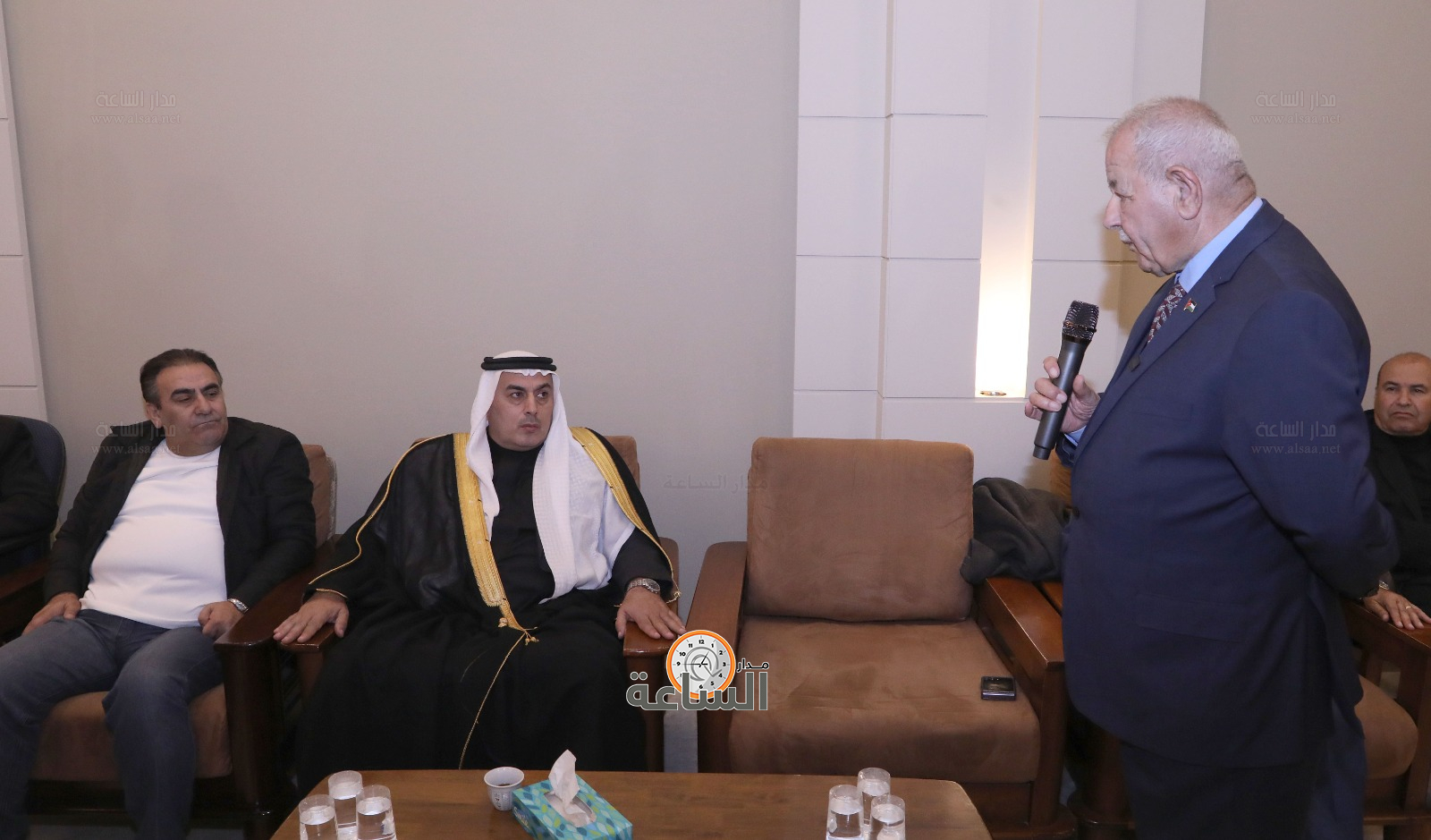 Madar Al-Saa Images 0.8588063888687094