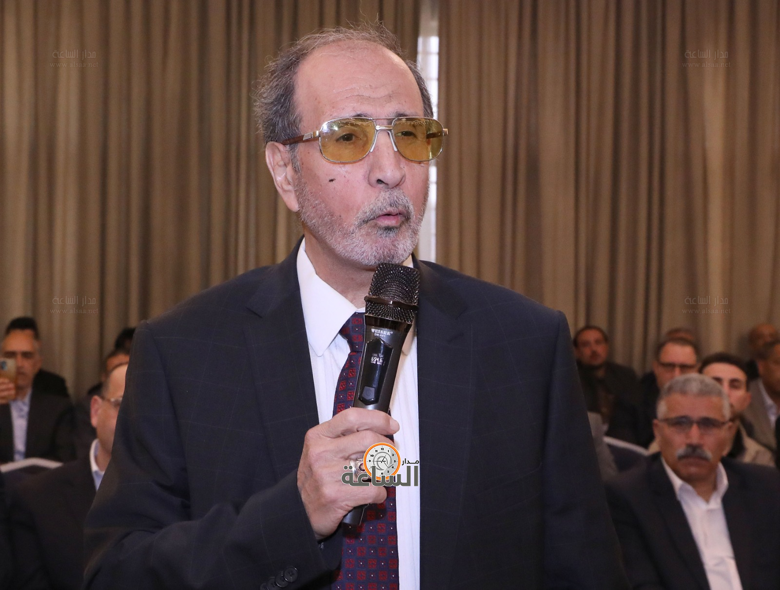 Madar Al-Saa Images 0.13833514407130287