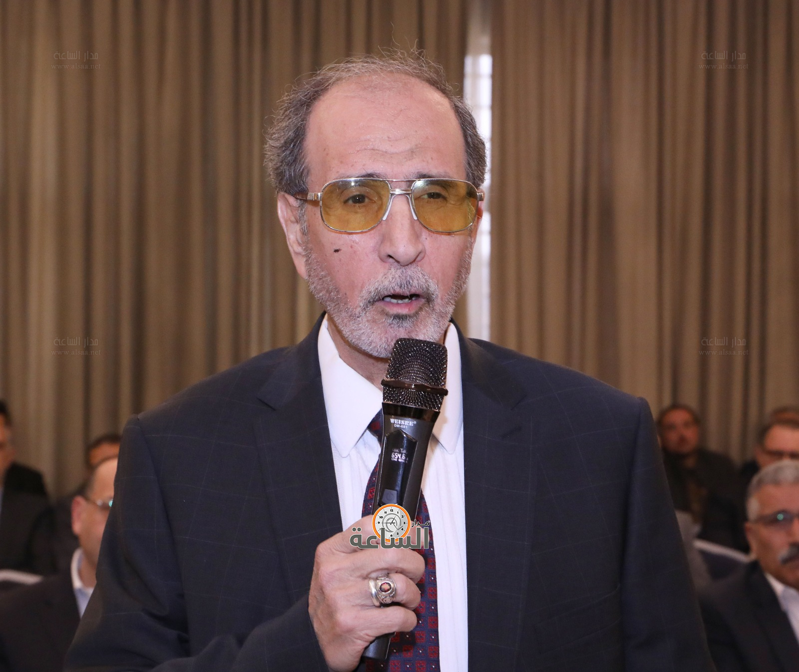 Madar Al-Saa Images 0.8534244345768949