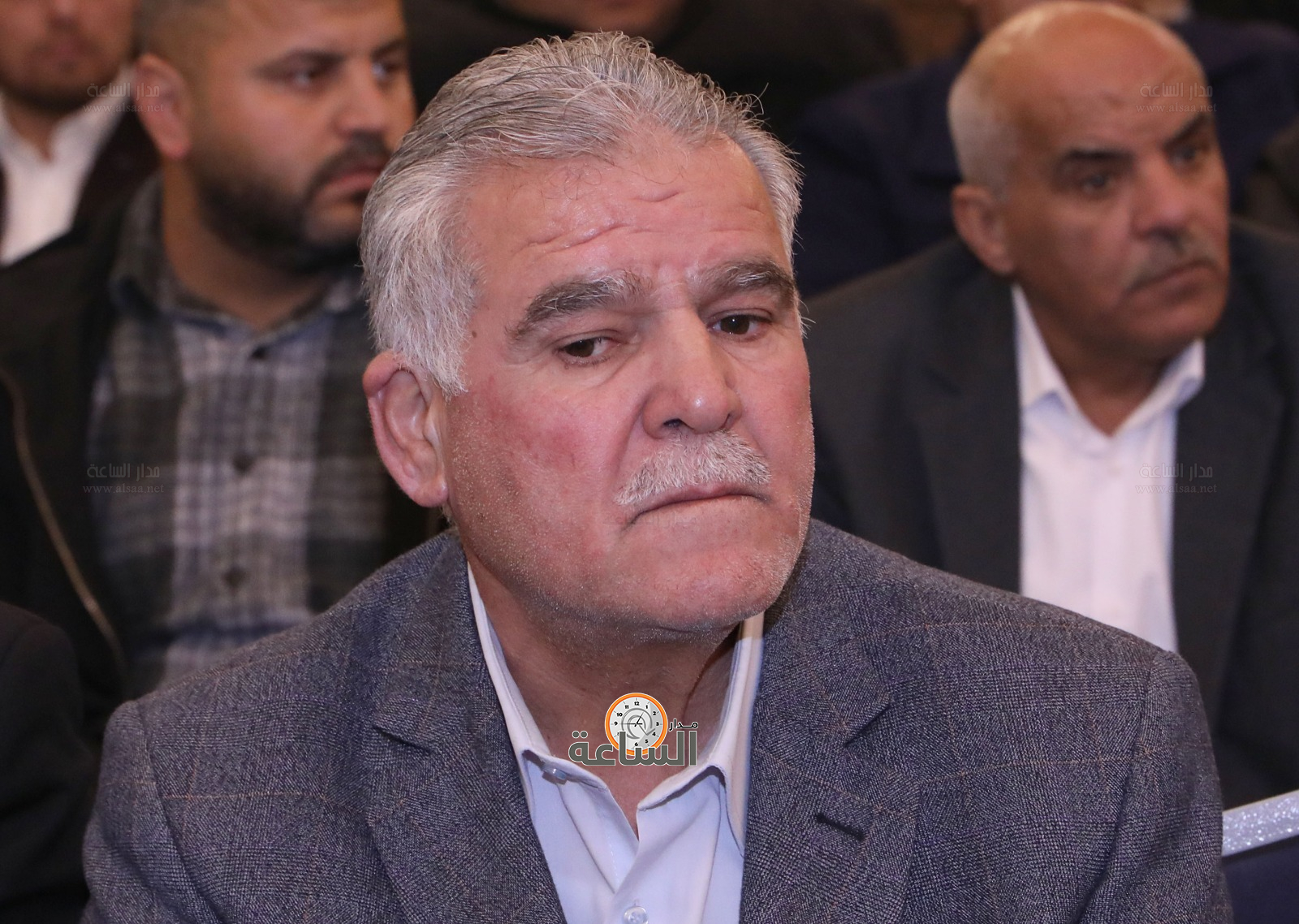 Madar Al-Saa Images 0.49936970994396057