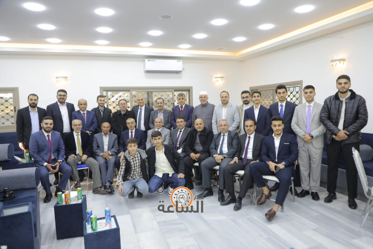 Madar Al-Saa Images 0.41595106203102206