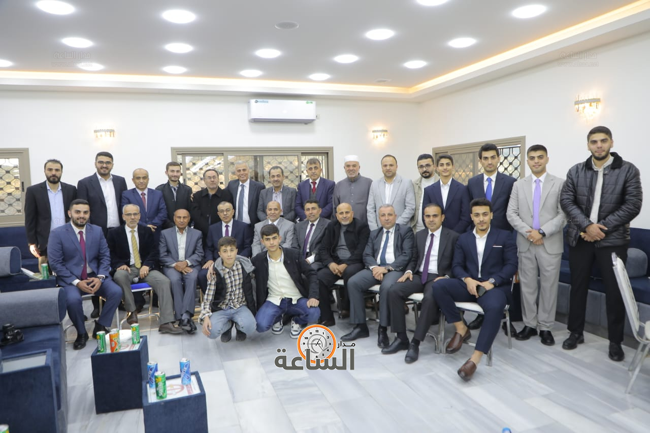 Madar Al-Saa Images 0.5846209366379683