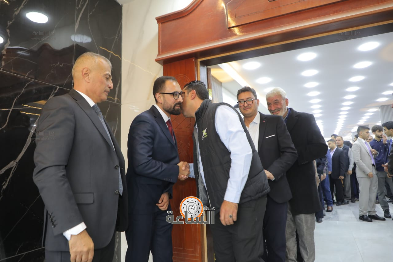 Madar Al-Saa Images 0.8418145594249206