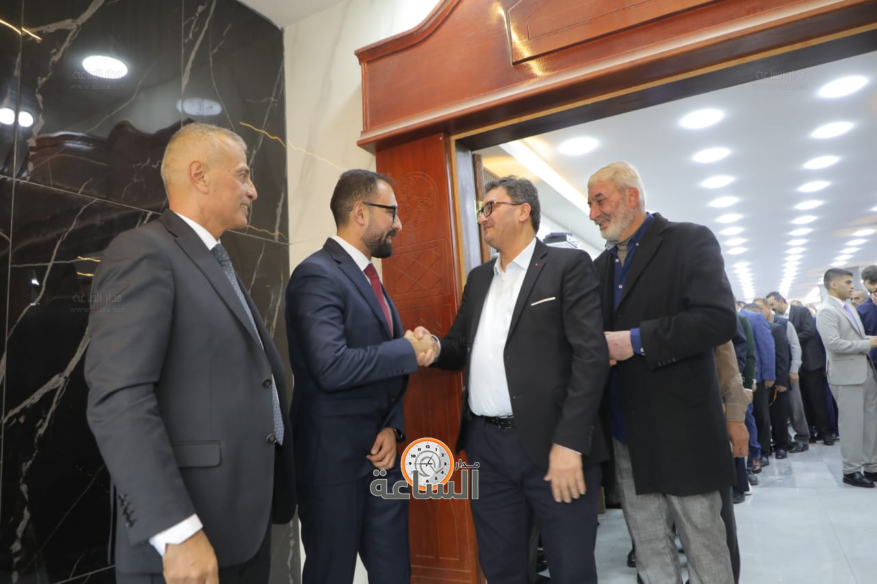 Madar Al-Saa Images 0.9648254516963659