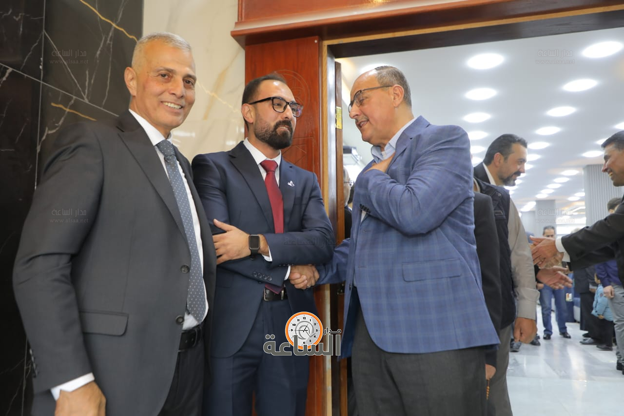 Madar Al-Saa Images 0.44194772276375816