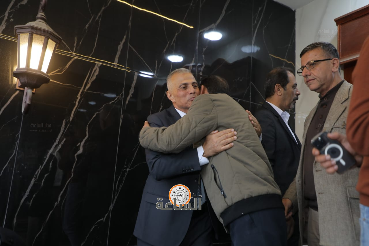 Madar Al-Saa Images 0.3467541998298014