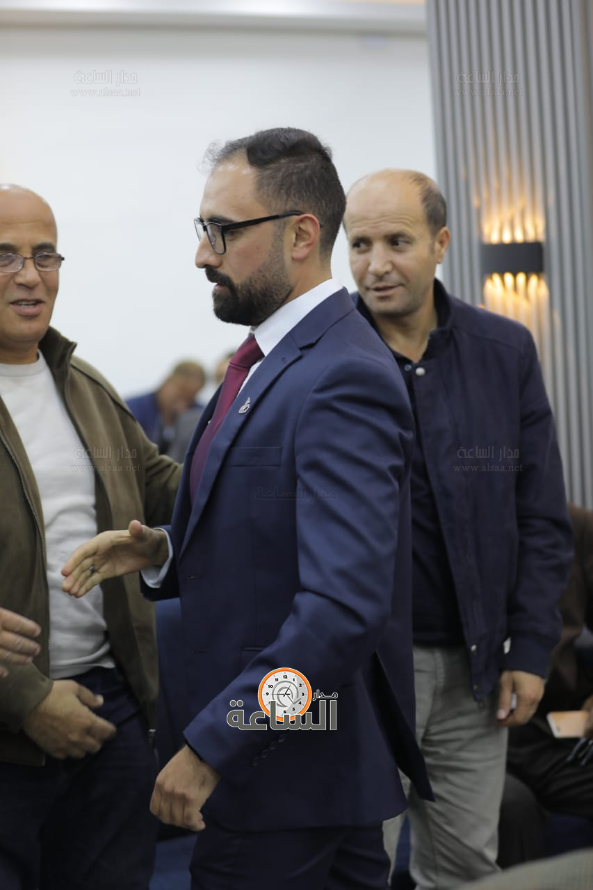 Madar Al-Saa Images 0.4424911967341235