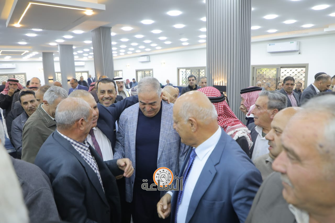 Madar Al-Saa Images 0.43156425548936195