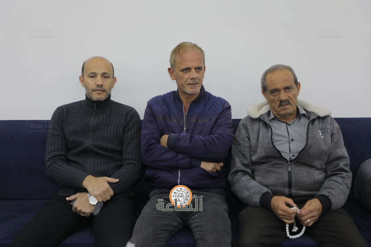 Madar Al-Saa Images 0.07381181663517444