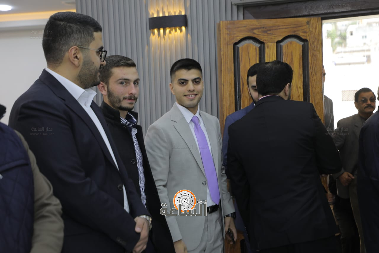 Madar Al-Saa Images 0.10715500332995165