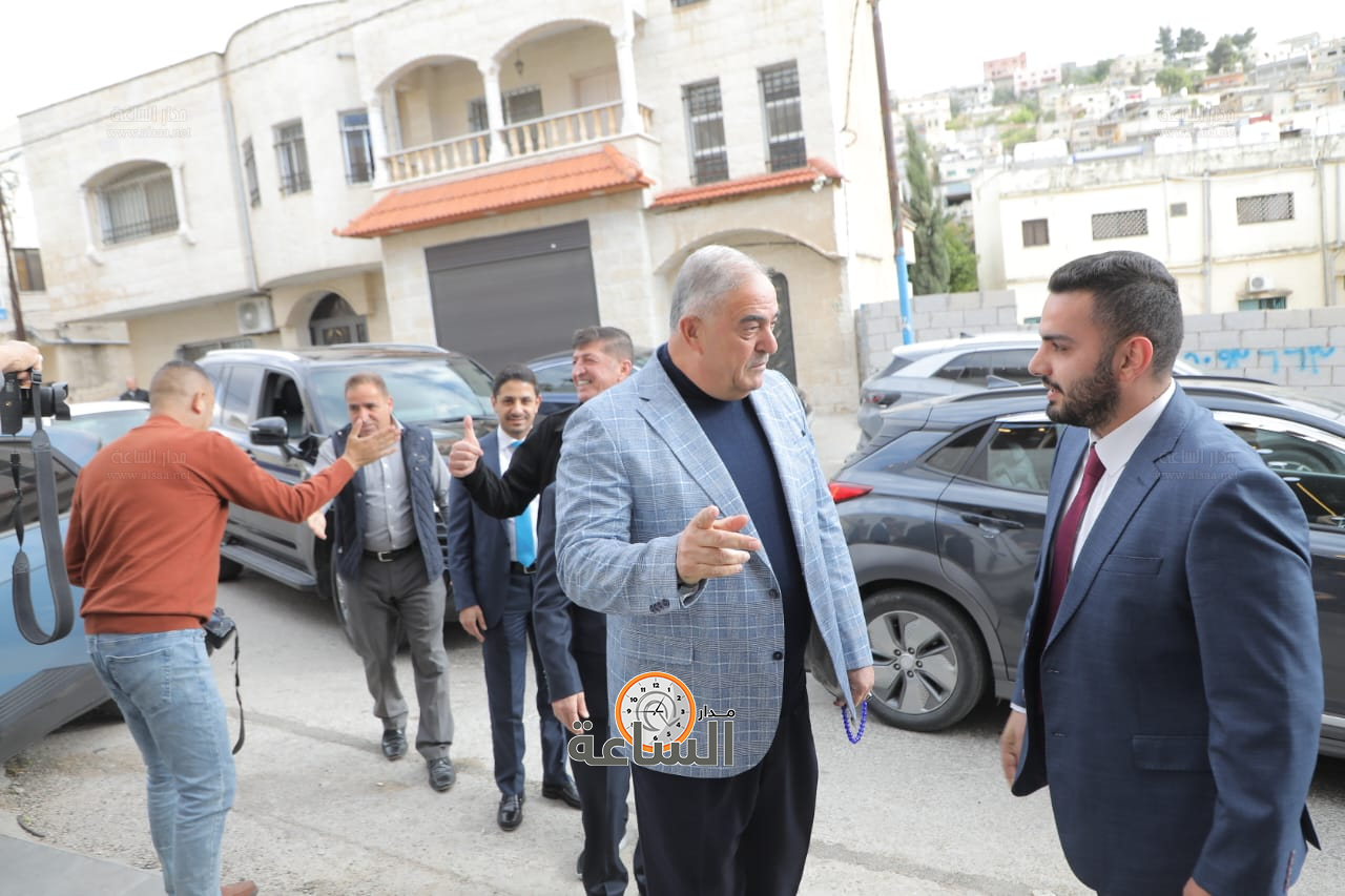 Madar Al-Saa Images 0.757226883297037