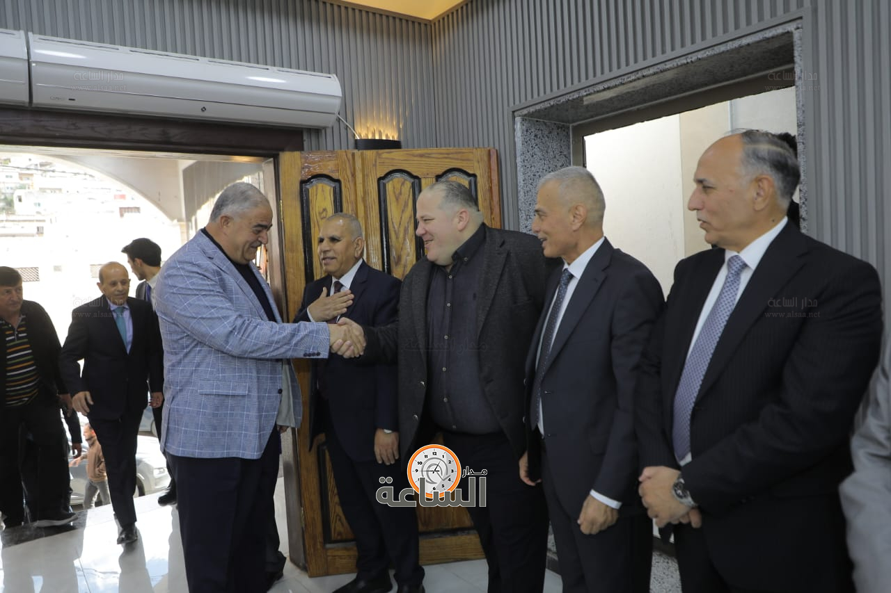 Madar Al-Saa Images 0.4030318403372485