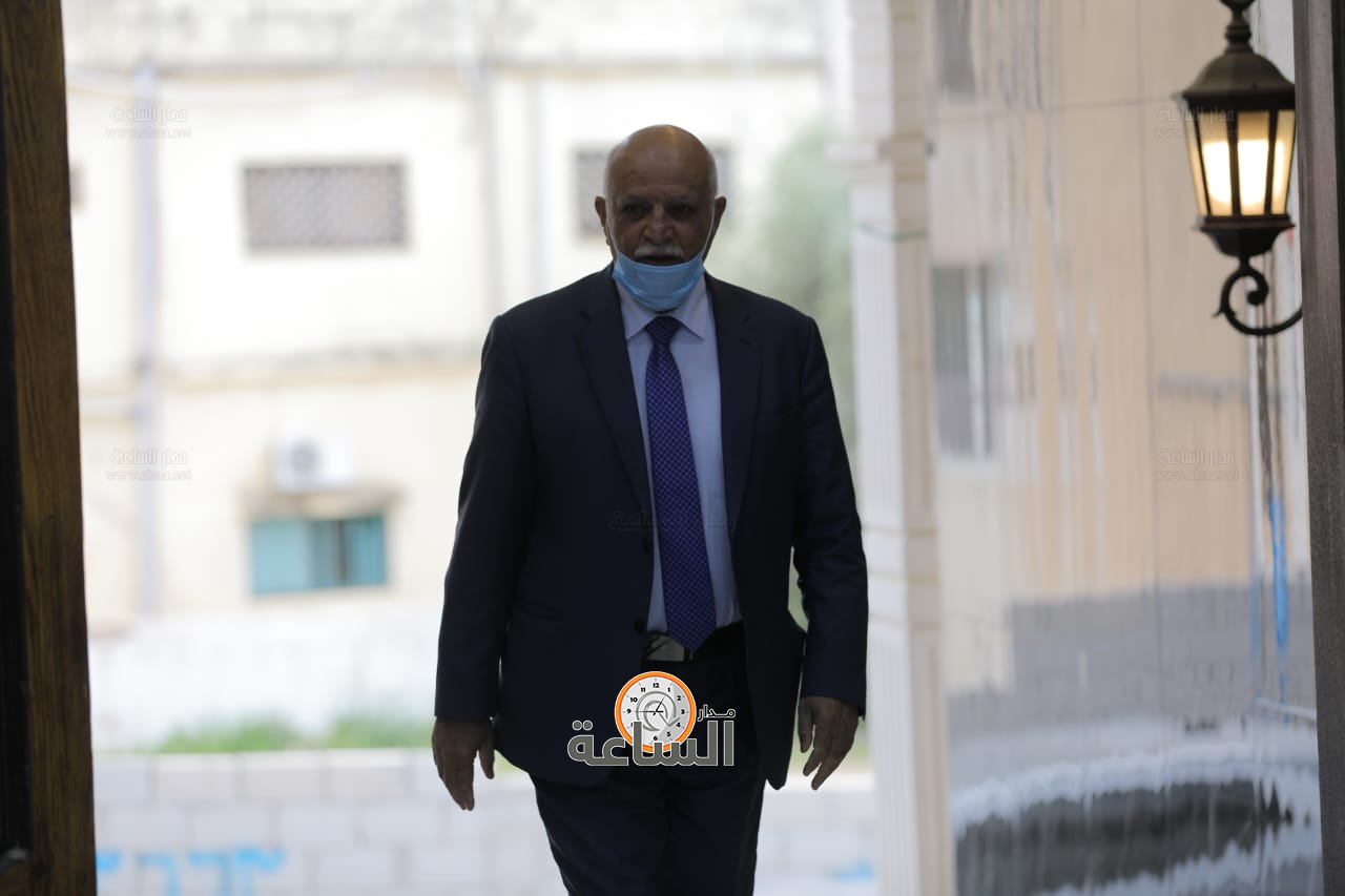 Madar Al-Saa Images 0.5727725923123159