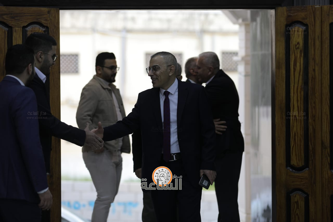 Madar Al-Saa Images 0.3065394095408046