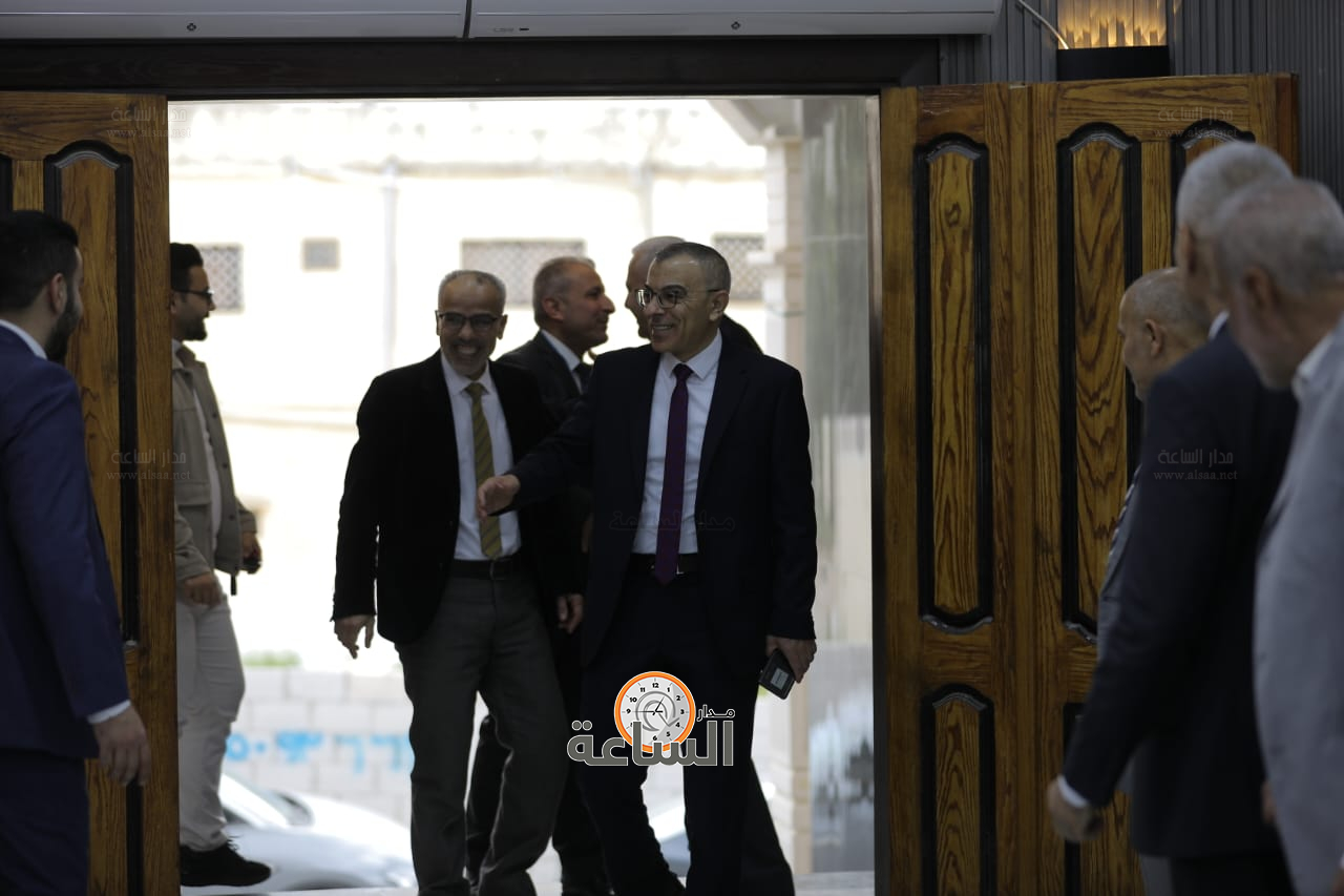 Madar Al-Saa Images 0.8056208717323984