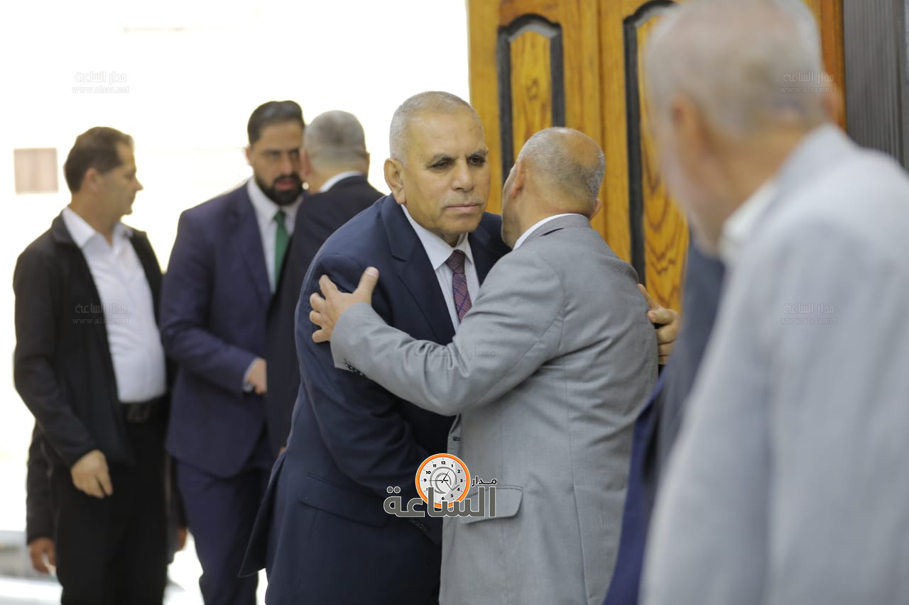 Madar Al-Saa Images 0.9073140280871758