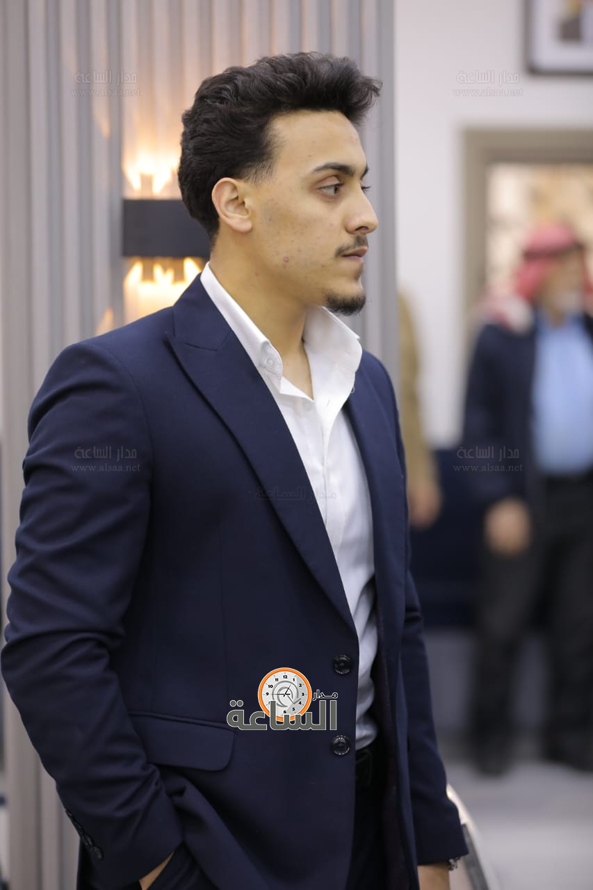 Madar Al-Saa Images 0.47319187141464425