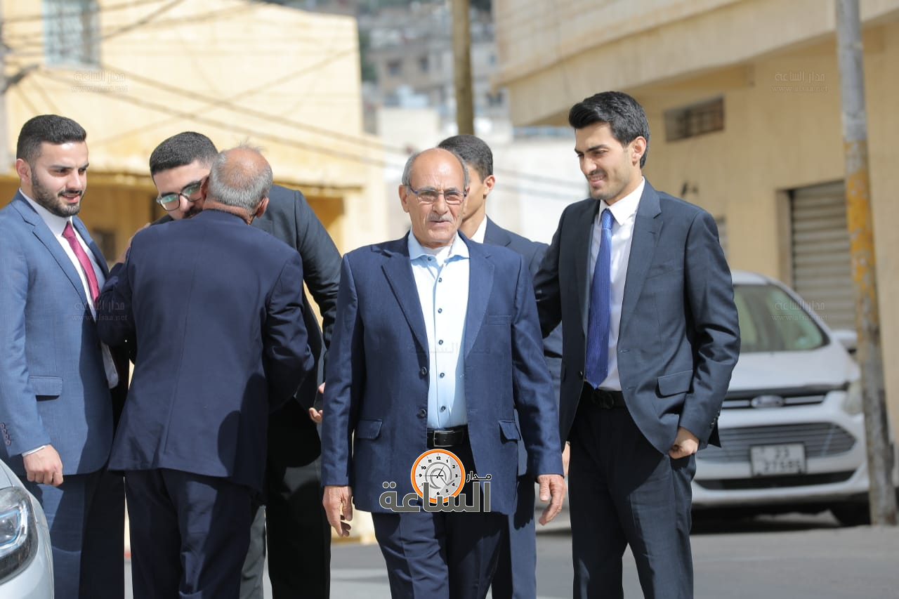 Madar Al-Saa Images 0.2390440313167308