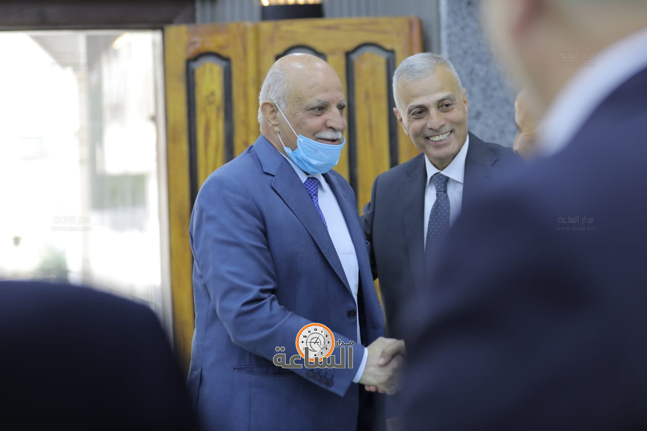 Madar Al-Saa Images 0.7780436666421513