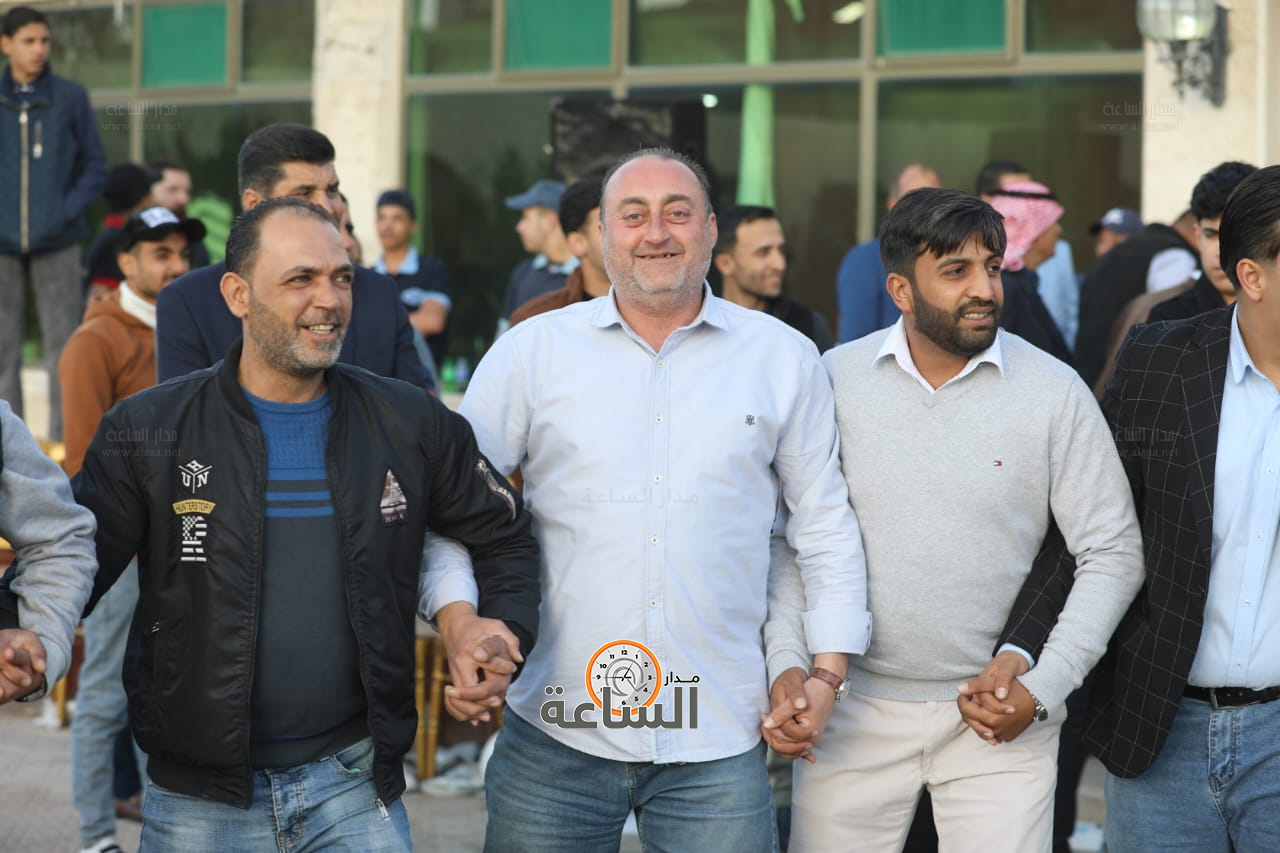 Madar Al-Saa Images 0.7472084261363818